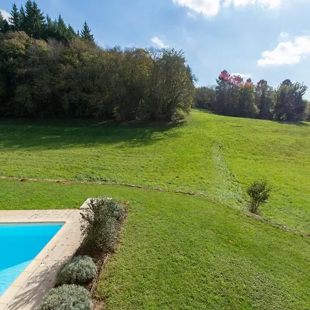 Casa de Férias Blissful Mansion In La L Mance With Swimming Pool *